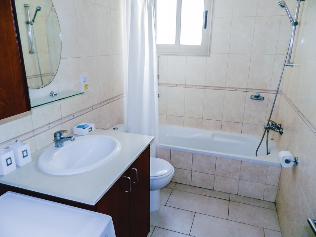 King'S Gardens Apartment Paphos Ngoại thất bức ảnh