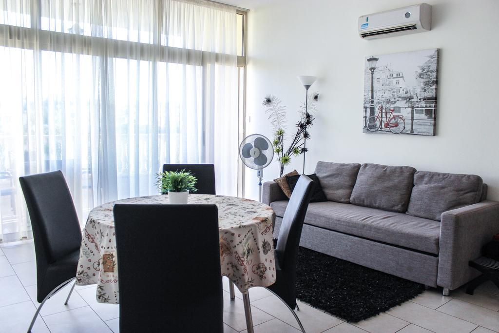King'S Gardens Apartment Paphos Ngoại thất bức ảnh