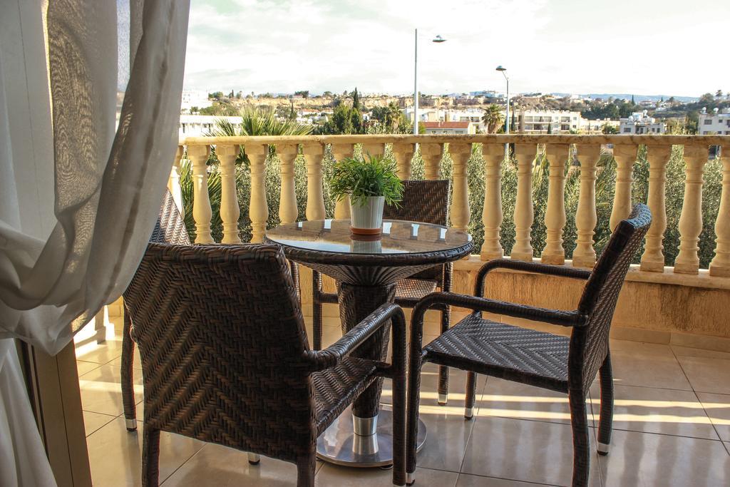 King'S Gardens Apartment Paphos Ngoại thất bức ảnh