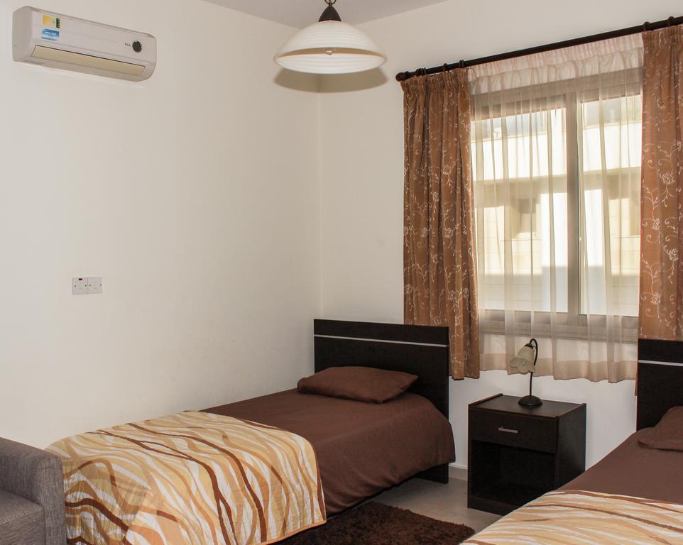King'S Gardens Apartment Paphos Ngoại thất bức ảnh