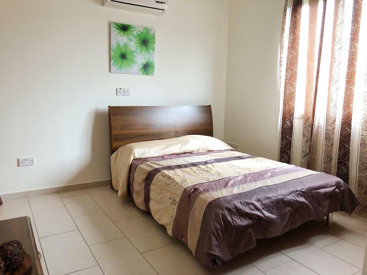 King'S Gardens Apartment Paphos Ngoại thất bức ảnh